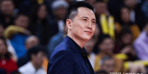 开云-上海男篮主帅比杨鸣帅，41岁婚姻状况引猜测