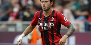 卡拉布里亚：我来自米兰，那有梦幻般球迷我相信帕纳辛纳科斯也有