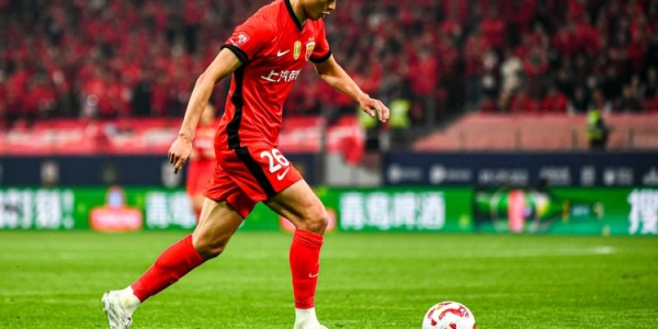 记者：如果刘若钒亚冠也有所表现，下次说不定能入选国足集训